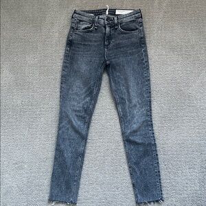 Rag & Bone Women's high rise Dark washed grey black Jeans